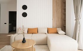 Flow Apartment 1 Bedroom With Parking